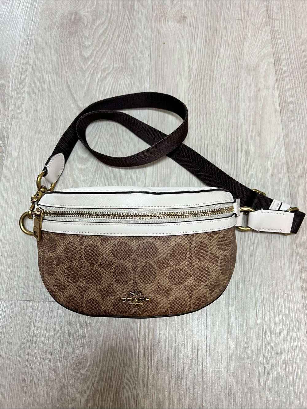 Coach Signature Canvas Belt Bag Bum Bag – Tan/White